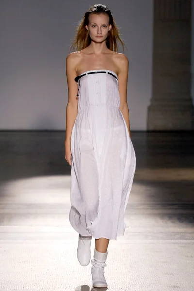 Look 27